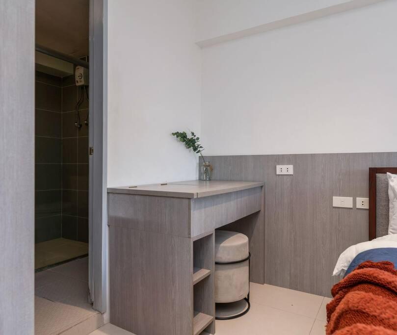 Airport Express Hostel E-527, 2 Minutes To Airport,Fast Wifi, Free Netflix Lapu-Lapu City Exterior photo